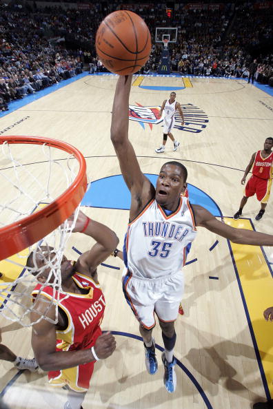 这次铲球的 这次铲球的